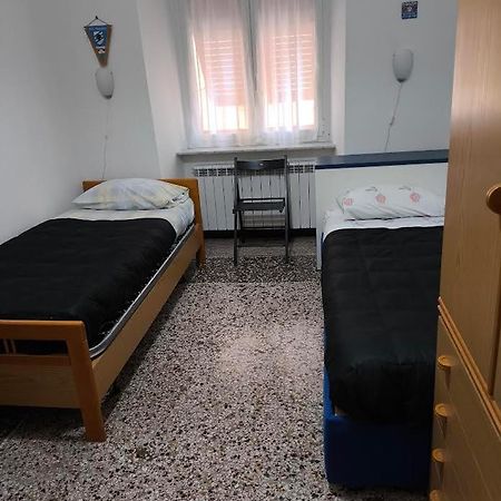 Appartamento In Centro Генуа Екстериор снимка